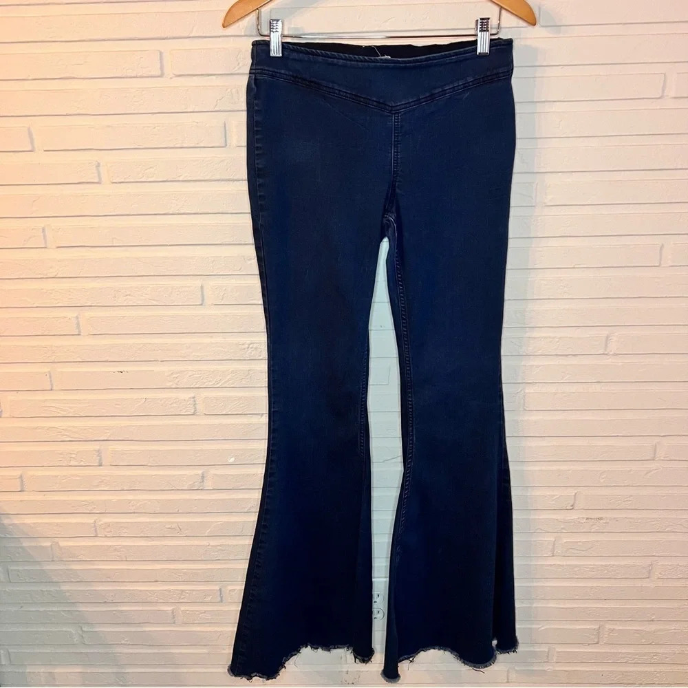Free People Blue Denim High Waist Stretch Bell Bottoms, Women’s Size 30